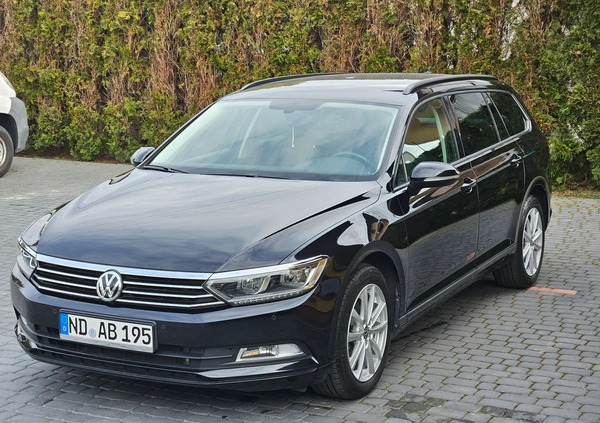 Volkswagen Passat cena 69900 przebieg: 171000, rok produkcji 2019 z Kartuzy małe 172